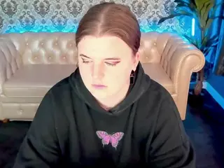 KristiMoons's Live Sex Cam Show