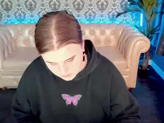 KristiMoons's Live Sex Cam Show