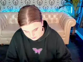 KristiMoons's Live Sex Cam Show