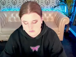 KristiMoons's Live Sex Cam Show