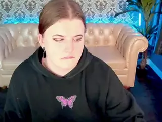 KristiMoons's Live Sex Cam Show