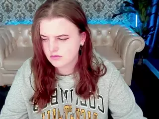 KristiMoons's Live Sex Cam Show