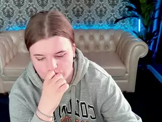 KristiMoons's Live Sex Cam Show