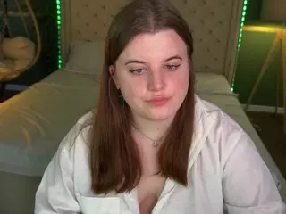 KristiMoons's Live Sex Cam Show