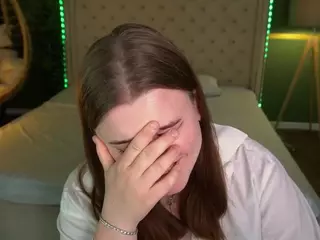 KristiMoons's Live Sex Cam Show