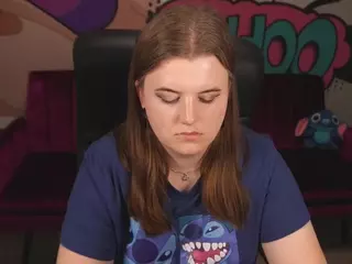 KristiMoons's Live Sex Cam Show