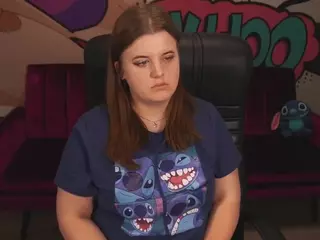 KristiMoons's Live Sex Cam Show