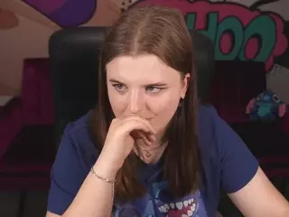 KristiMoons's Live Sex Cam Show