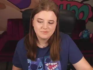 KristiMoons's Live Sex Cam Show