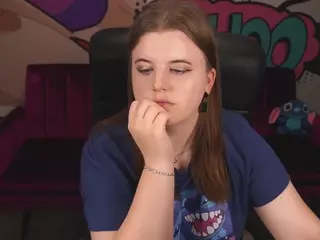 KristiMoons's Live Sex Cam Show