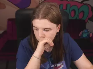 KristiMoons's Live Sex Cam Show