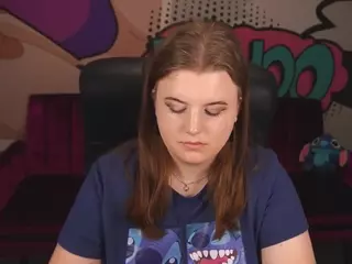 KristiMoons's Live Sex Cam Show