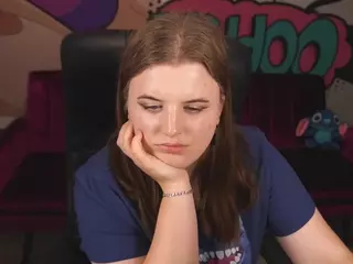 KristiMoons's Live Sex Cam Show