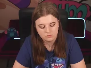 KristiMoons's Live Sex Cam Show