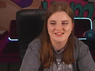 KristiMoons's Live Sex Cam Show