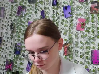 Stacey-Kis's Live Sex Cam Show