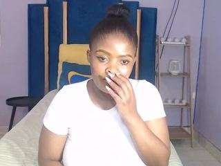 sweetcaramellelox webcam