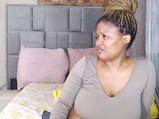 sweetcaramellelox webcam