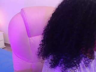 alina-amber Live Webcam on CamSoda
