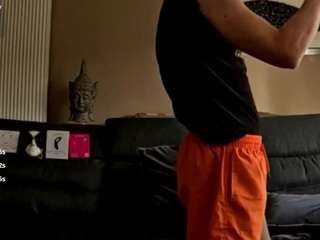 apollonfitx's CamSoda show and profile