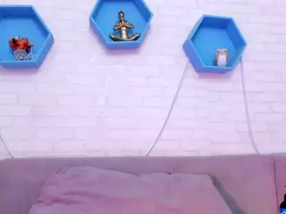 CataleyaBianchi's Live Sex Cam Show
