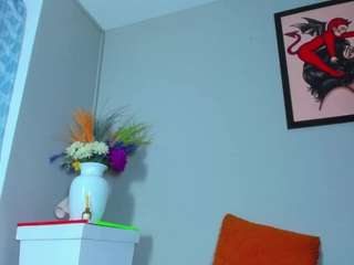 evaa-grey Live Webcam on CamSoda
