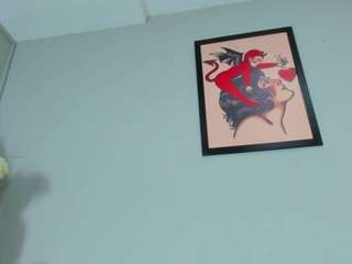 evaa-grey Live Webcam on CamSoda