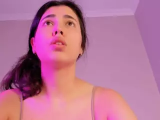 hoalann's Live Sex Cam Show