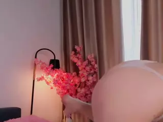 Ellie's Live Sex Cam Show