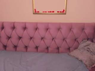 margaretroy's CamSoda show and profile