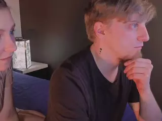 Saint-vicious's Live Sex Cam Show