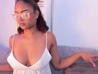 alice-simmons Sex Cam Show
