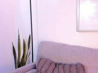 Alice live cam