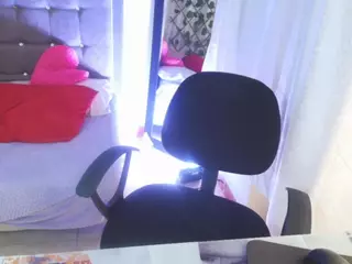 AriadnaBrow's Live Sex Cam Show