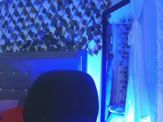 AriadnaBrow's Live Sex Cam Show