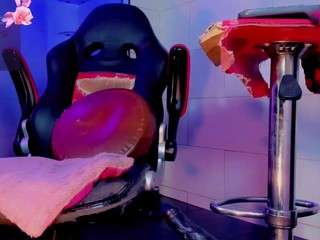 Nicol_gill live cam preview