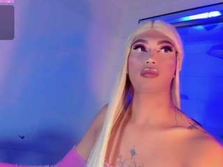 Nicol_gill live cam preview