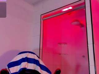 Nicol_gill live cam preview