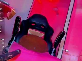 Nicol_gill live cam preview