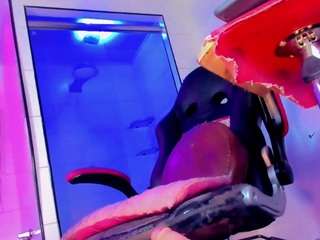 Nicol_gill live cam preview