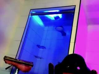Nicol_gill live cam preview