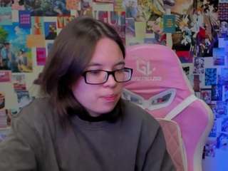 chio-mio Live Webcam on CamSoda