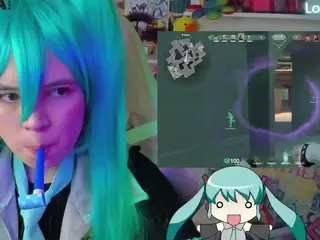Chio-Mio's Live Sex Cam Show