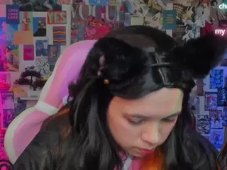 Chio-Mio's Live Sex Cam Show