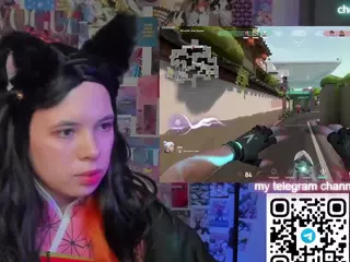 Chio-Mio's Live Sex Cam Show