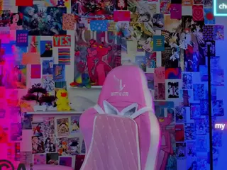 Chio-Mio's Live Sex Cam Show