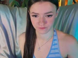 elizzzza's CamSoda show and profile