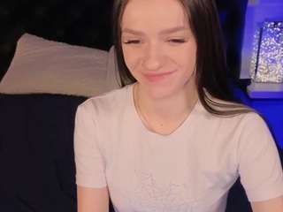 elizzzza live cam profile