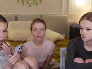 Milanangell's Live Sex Cam Show