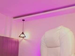  miller-vanessa chat room